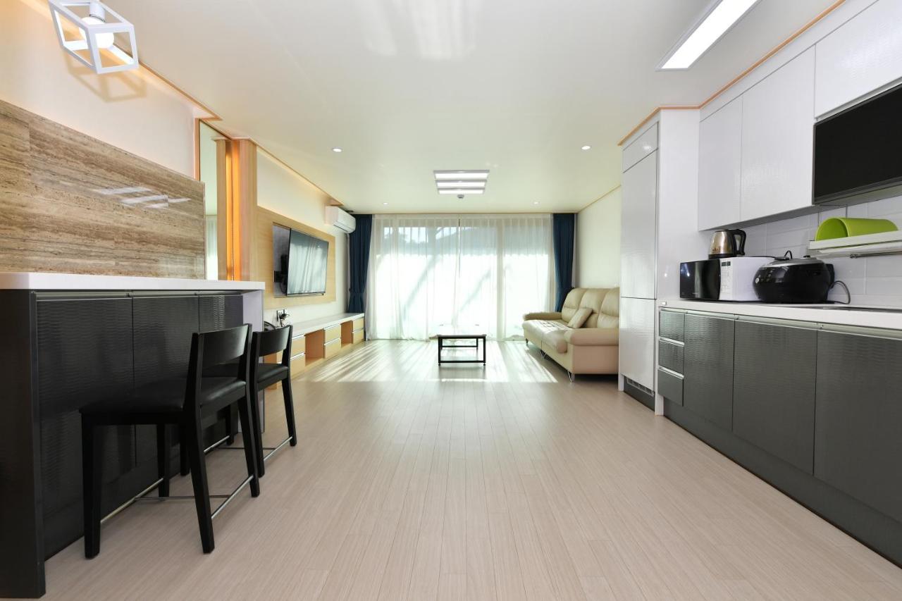 Sokcho Daemyung Heidi Pension Exterior foto